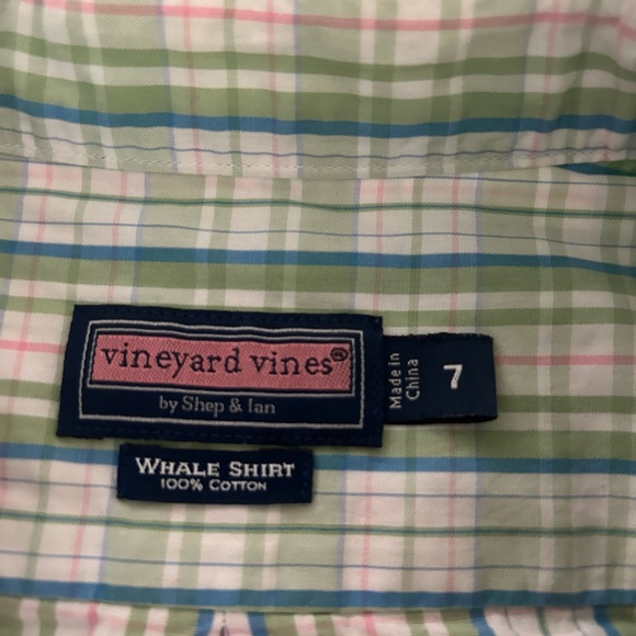 Vineyard vines button down - Picture 2 of 3